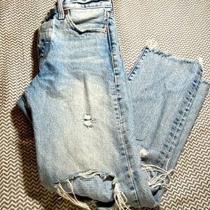 Woman’s Levi’s Denim Jeans!